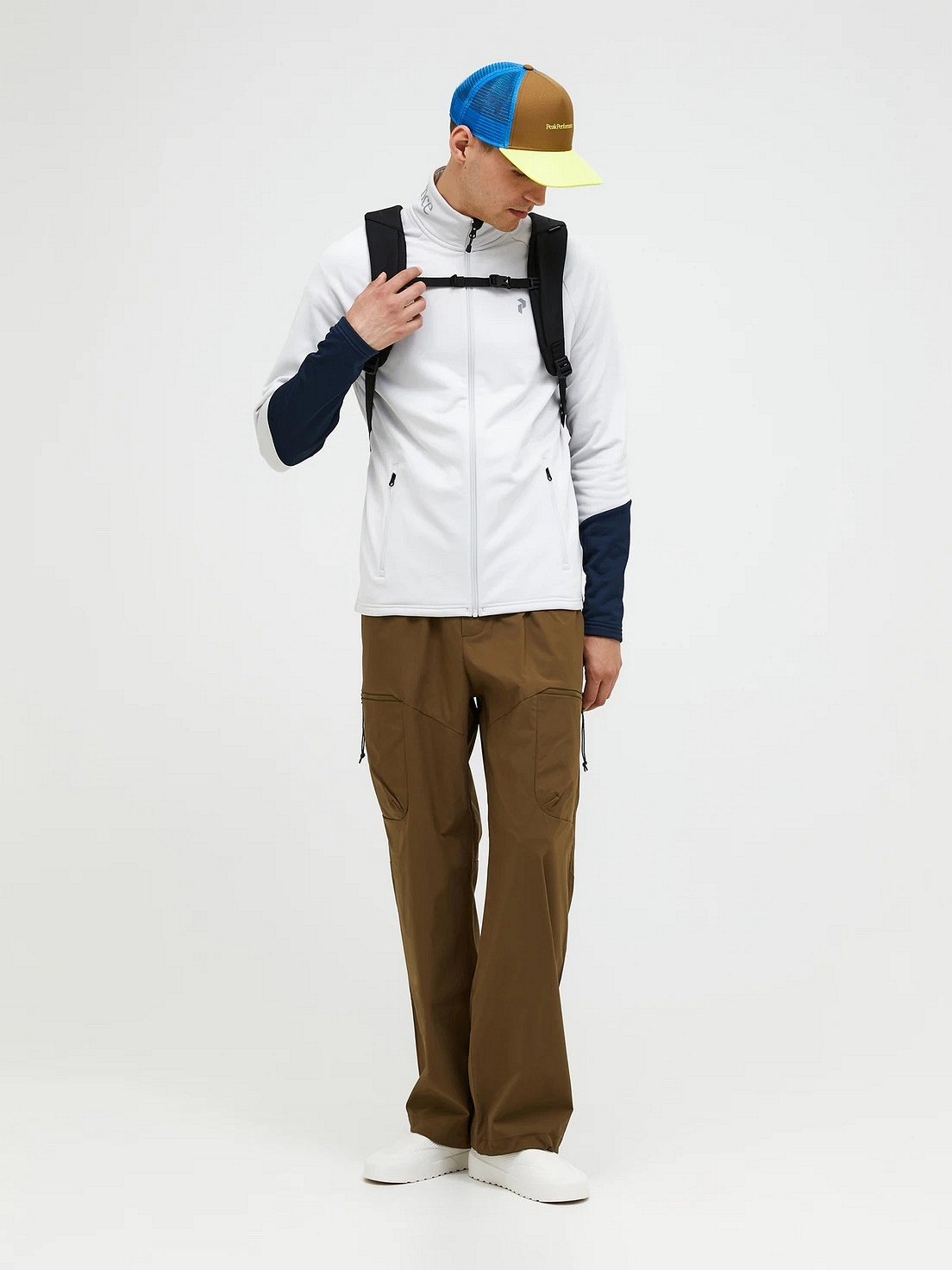 PeakPerformance　FreerideWorldTour サイズM FW25新着】グラビティ GORE-TEX 3L シェル ジャケット メンズ